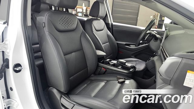 Hyundai Ioniq 2020 — photo 24