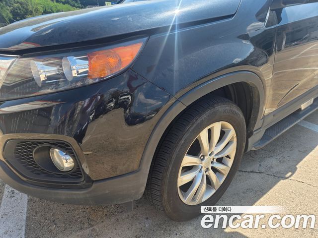 Kia Sorento 2011 — photo 3