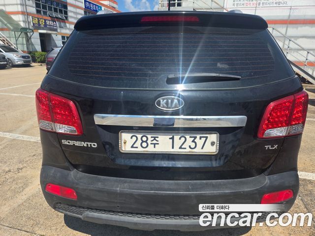 Kia Sorento 2011 — photo 4