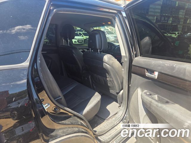 Kia Sorento 2011 — photo 13