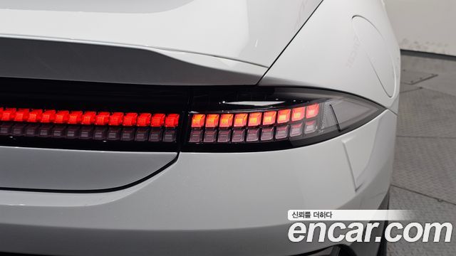 Hyundai Ioniq6 2025 — photo 9