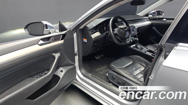 Volkswagen Arteon 2019 — photo 13