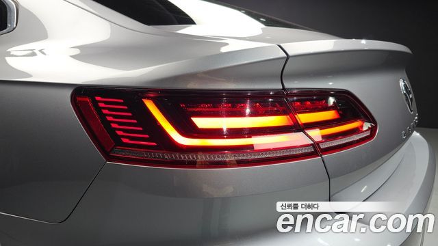 Volkswagen Arteon 2019 — photo 9