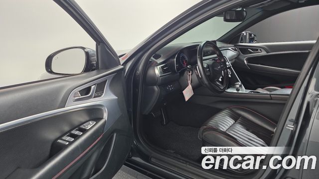 Genesis G70 2019 — photo 10