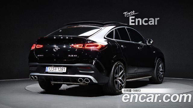 Mercedes-Benz GLE-Class 2023 — photo 2