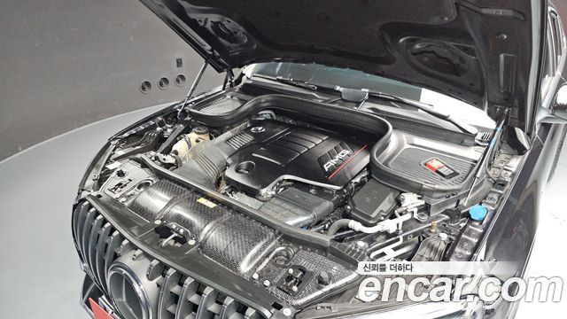 Mercedes-Benz GLE-Class 2023 — photo 6