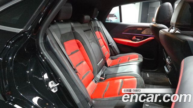 Mercedes-Benz GLE-Class 2023 — photo 17