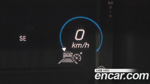 Mercedes-Benz GLE-Class 2023 — photo 24