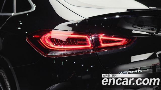 Mercedes-Benz GLE-Class 2023 — photo 9