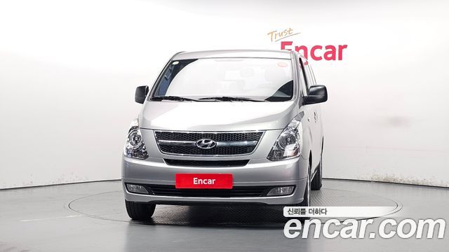 Hyundai Starex 2011 — photo 3