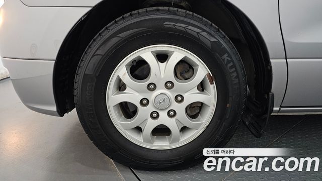Hyundai Starex 2011 — photo 5