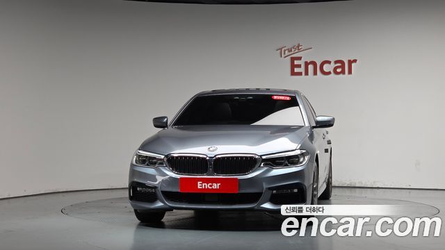 BMW 5-Series 2018 — photo 3