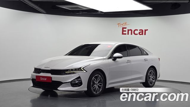 Kia K5 2023 — photo 1
