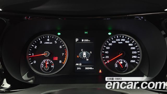 Kia K5 2023 — photo 11