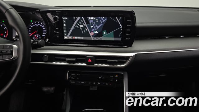 Kia K5 2023 — photo 20