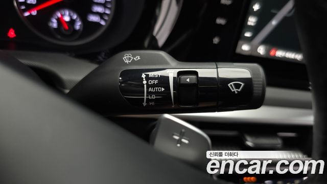 Kia K5 2023 — photo 28