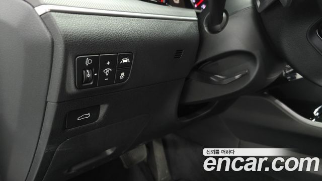 Kia K5 2023 — photo 32