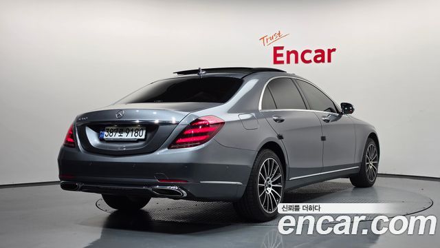 Mercedes-Benz S-Class 2020 — photo 2