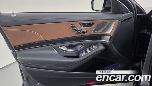 Mercedes-Benz S-Class 2020 — photo 14
