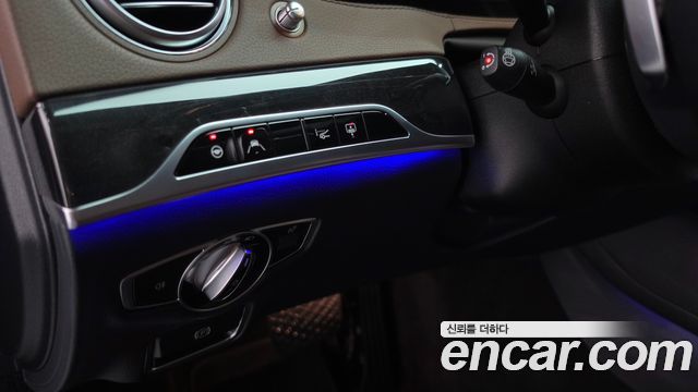 Mercedes-Benz S-Class 2020 — photo 27