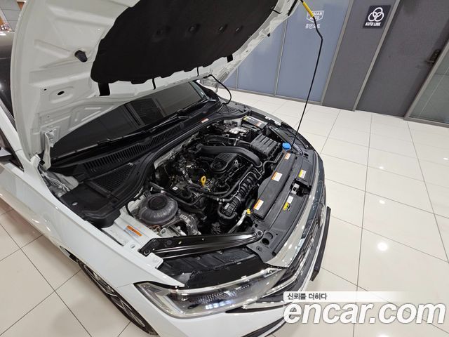 Volkswagen Jetta 2023 — photo 6