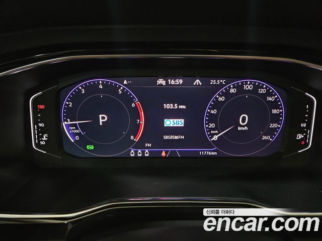 Volkswagen Jetta 2023 — photo 8