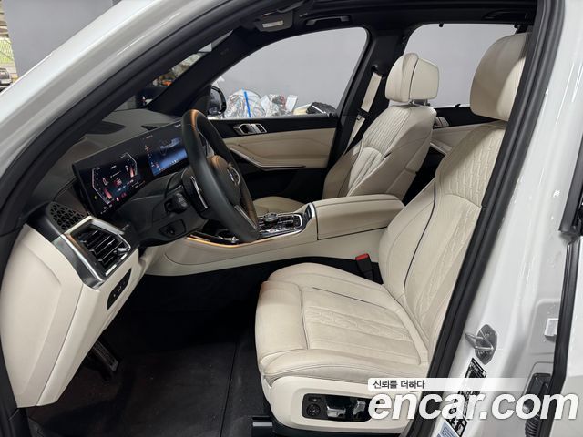 BMW X5 2026 — photo 9