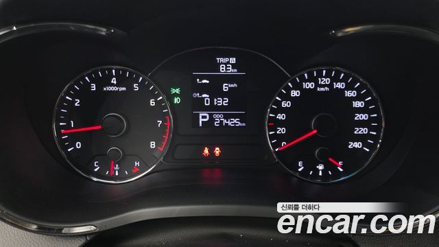 Kia K3 2013 — photo 11