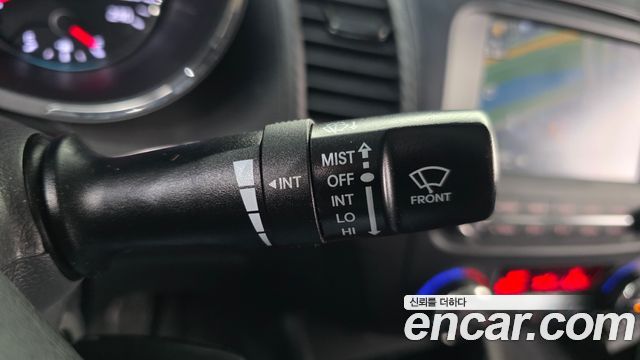 Kia K3 2013 — photo 28