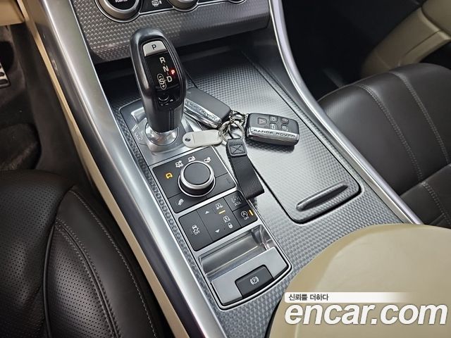 Land Rover Range Rover Sport 2016 — photo 8