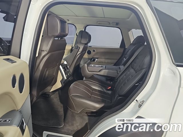 Land Rover Range Rover Sport 2016 — photo 12
