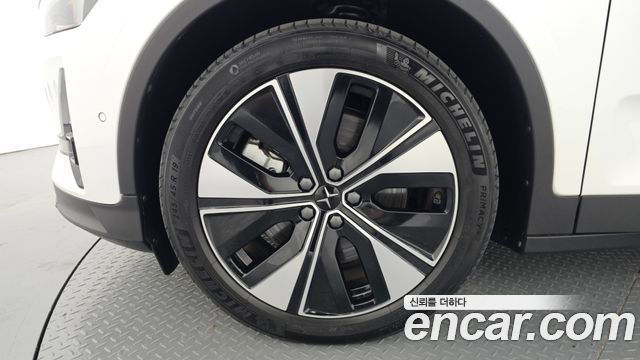 Polestar Polestar 2 2023 — photo 5