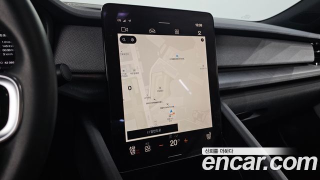 Polestar Polestar 2 2023 — photo 20