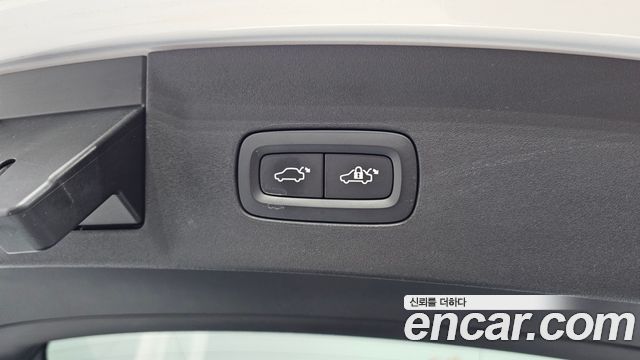 Polestar Polestar 2 2023 — photo 35