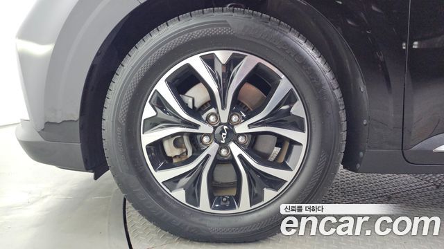 Kia Canival 2023 — photo 5