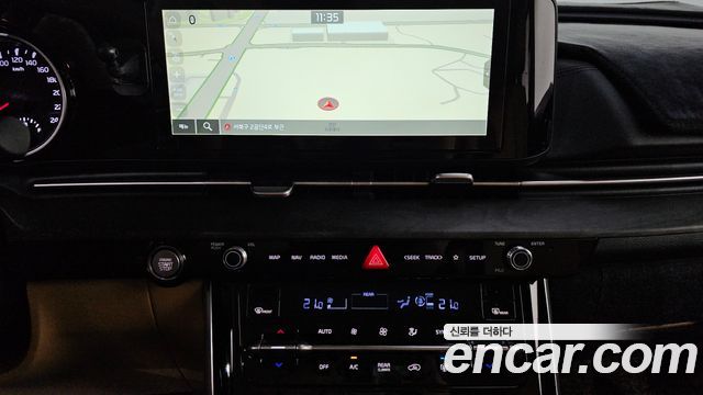 Kia Canival 2023 — photo 15