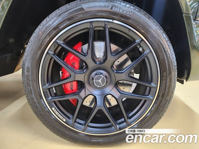 Mercedes-Benz G-Class 2023 — photo 17