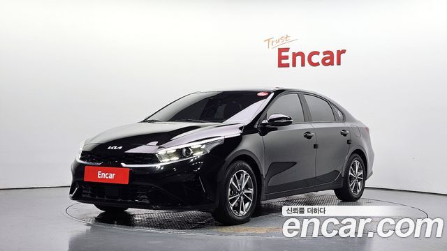 Kia K3 2023 — photo 1