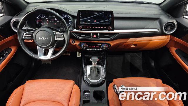 Kia K3 2023 — photo 10