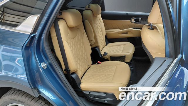 Kia Sorento 2022 — photo 17