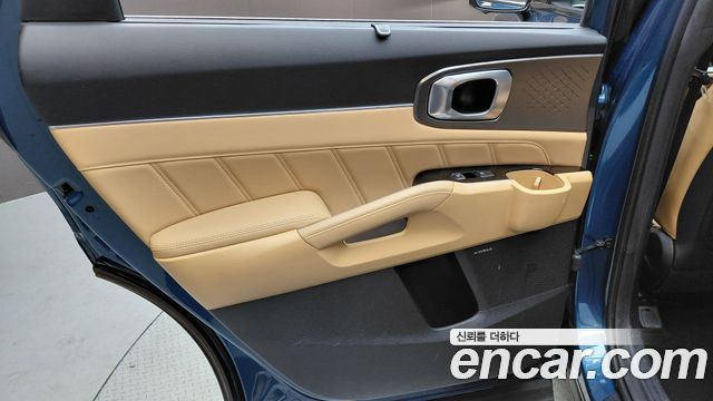 Kia Sorento 2022 — photo 15