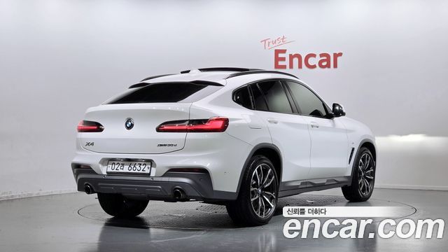 BMW X4 2019 — photo 2