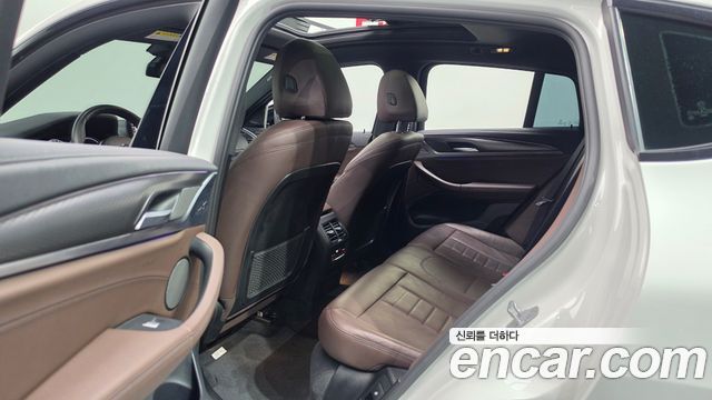 BMW X4 2019 — photo 17
