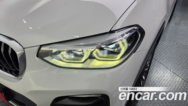 BMW X4 2019 — photo 8