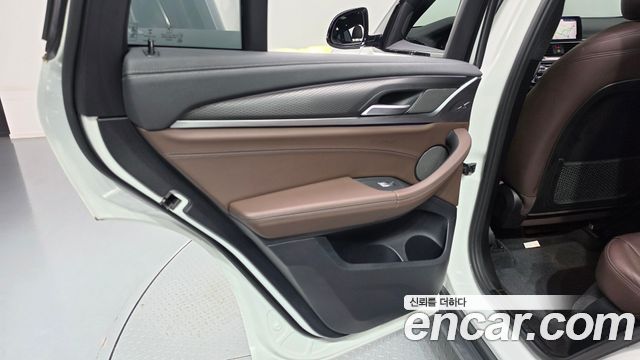 BMW X4 2019 — photo 15