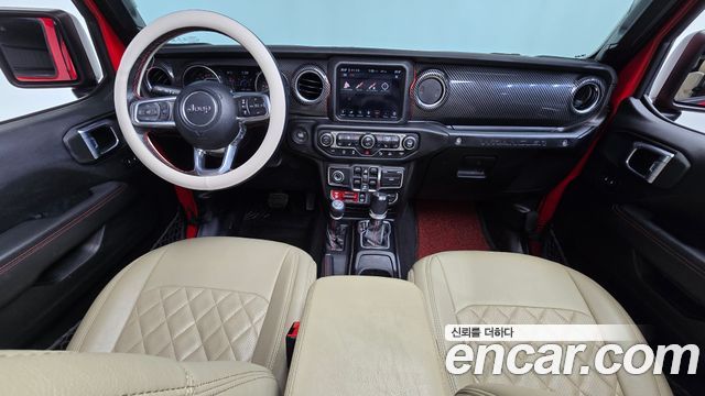 Jeep Wrangler 2021 — photo 10