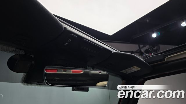 Jeep Wrangler 2021 — photo 26