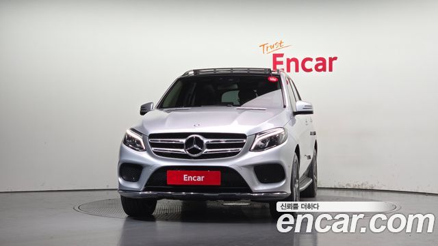 Mercedes-Benz GLE-Class 2017 — photo 3