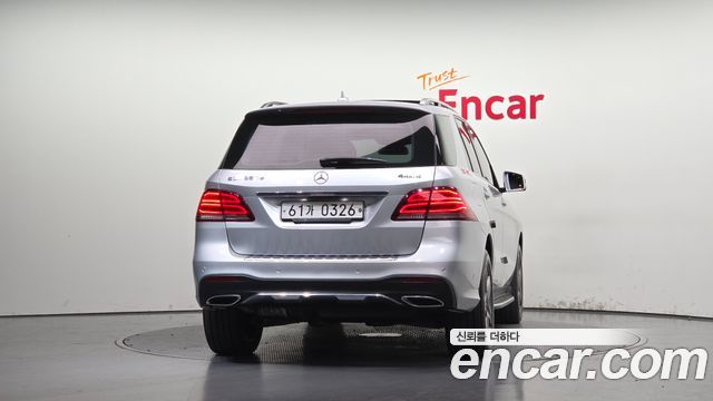 Mercedes-Benz GLE-Class 2017 — photo 4