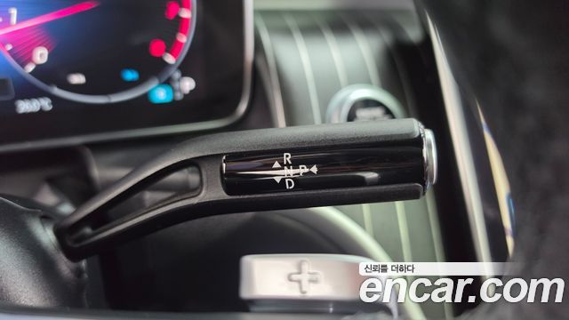 Mercedes-Benz GLC-Class 2024 — photo 12
